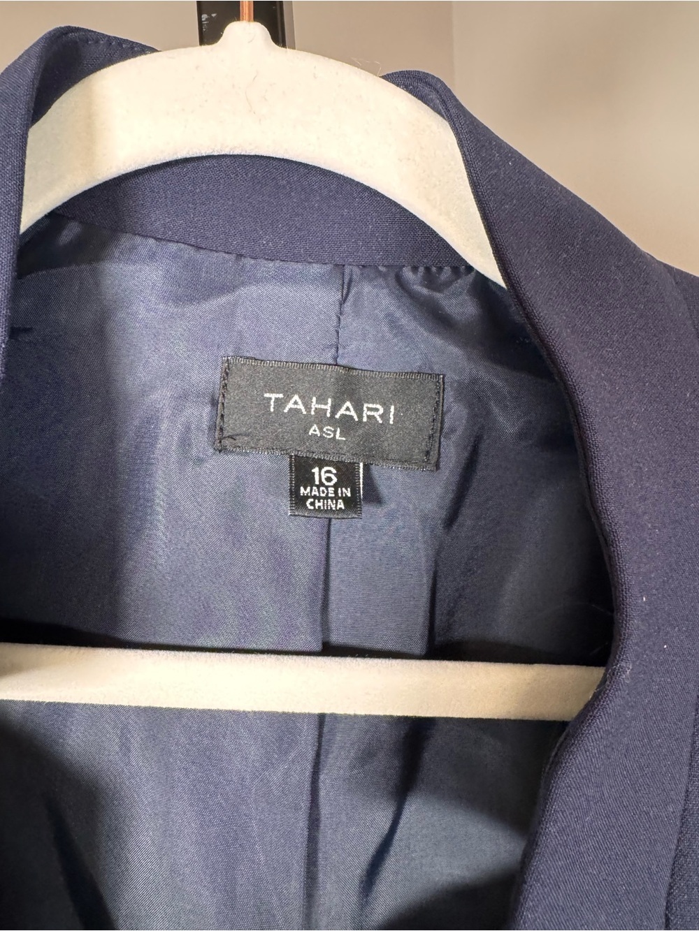 Tahari ASL Navy Faux Double Breasted Blazer Gold Button Jacket NWT Size 16 - Picture 3 of 8